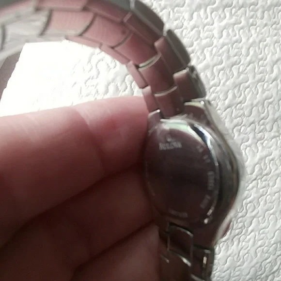 Ladies Bulova watch - Picture 3 of 4
